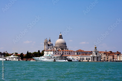 Chiesa Santa Maria della Salute, Venezia photo