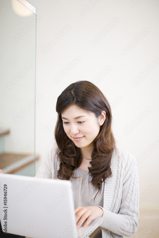 女性ポートレート 女性ポートレート