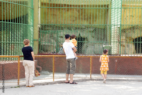 family at the zoo