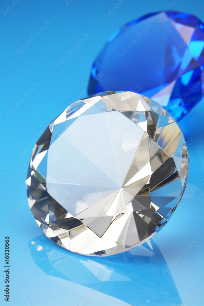 クリスタルダイアモンド