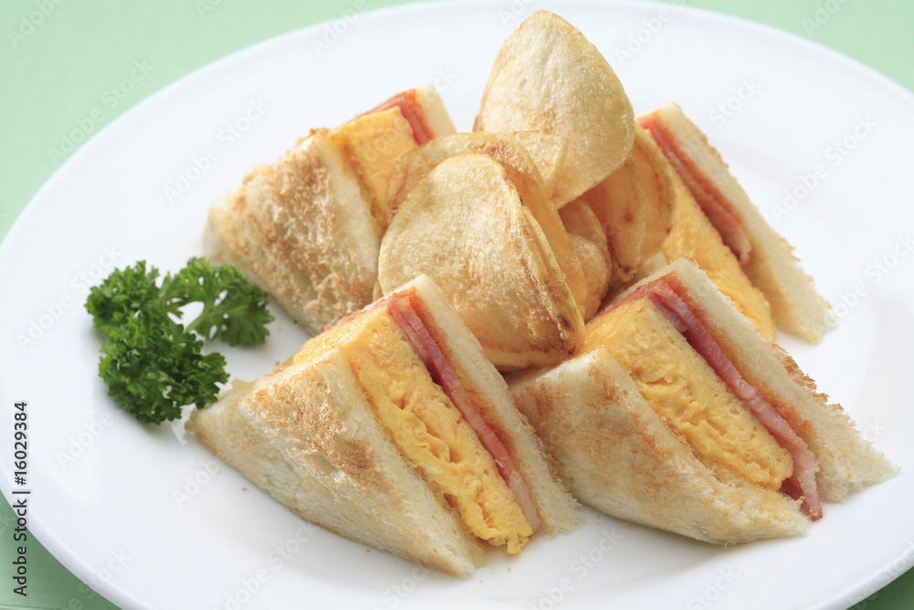 サンドイッチ サンドイッチ
