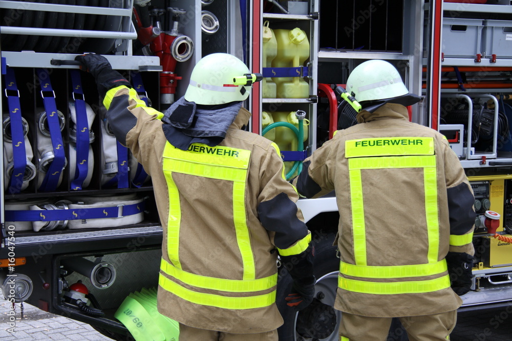 Naklejka premium Feuerwehr im Einsatz