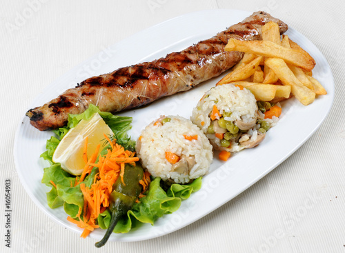 Roll grilled meat