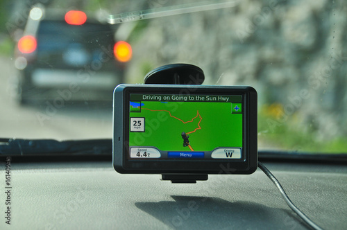 GPS unit on windshield with another car