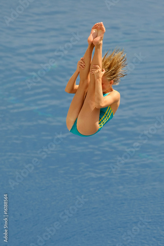 Salto al agua photo