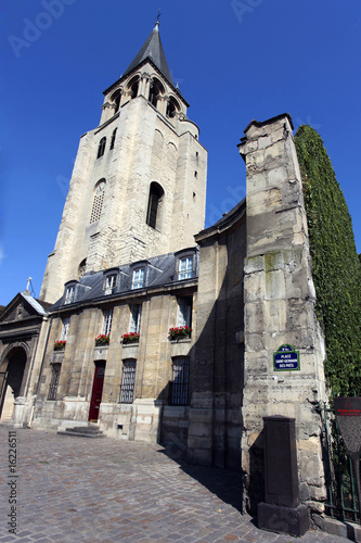 Eglise place Saint Germain des Prés - Paris