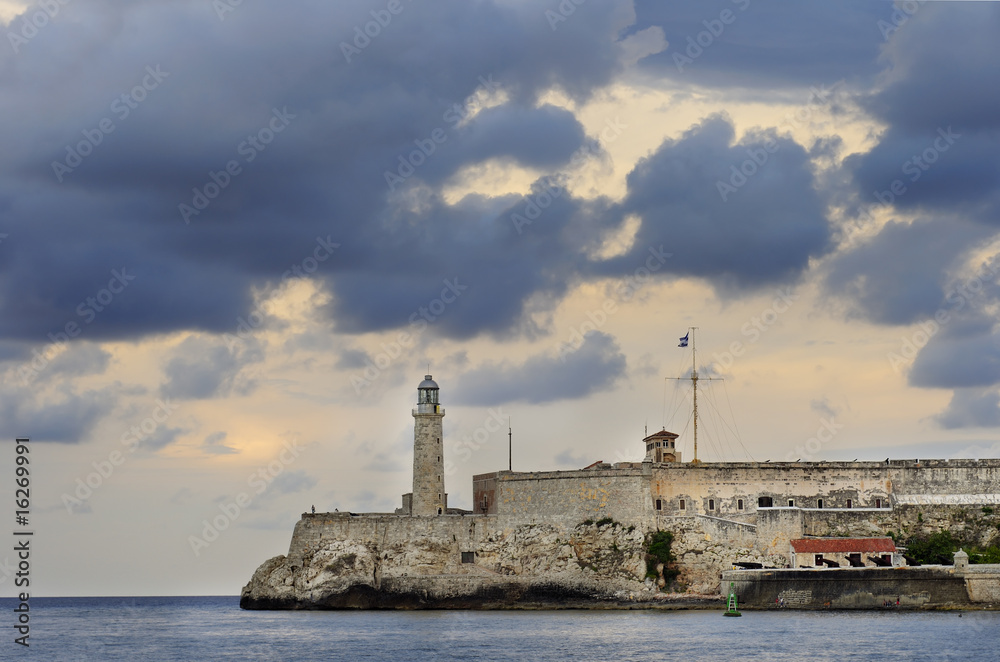 Fototapeta premium Morro fortress in Havana Bay