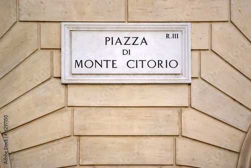 Roma, piazza Montecitorio, targa in marmo photo