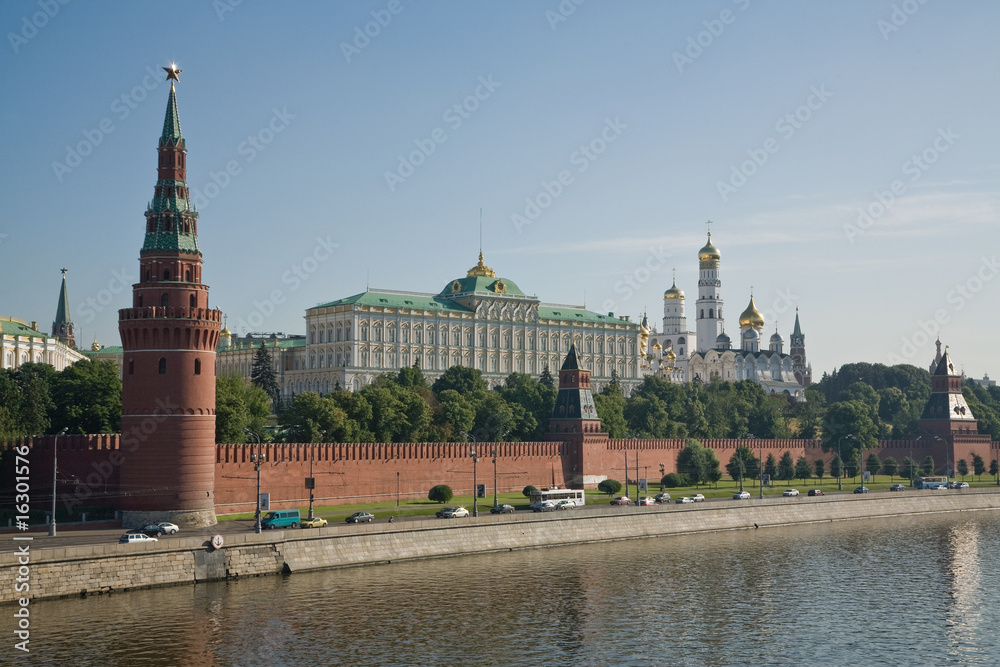 Morning view to the Kremlin