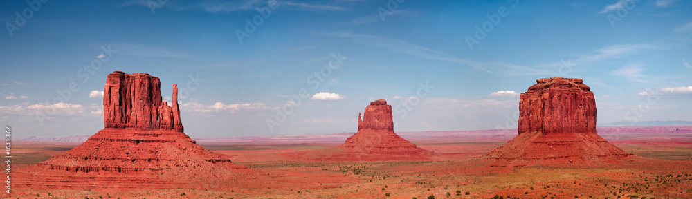 Monument Valley, Navajo Tribal Park USA ©2009 GecoPhotography