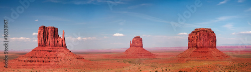 Monument Valley, Navajo Tribal Park USA ©2009 GecoPhotography