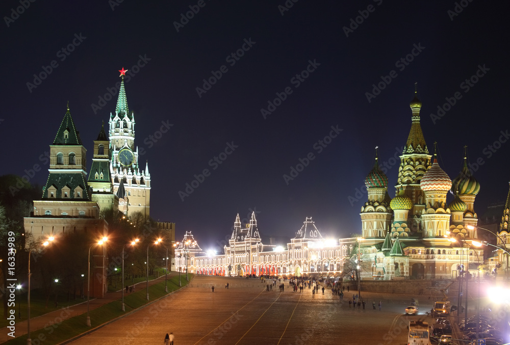 Kremlin and St. Basil cathedral at night