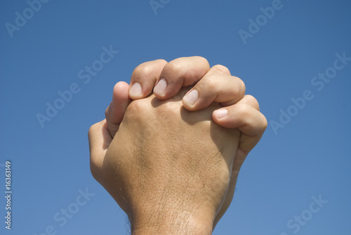 Mani in preghiera photo