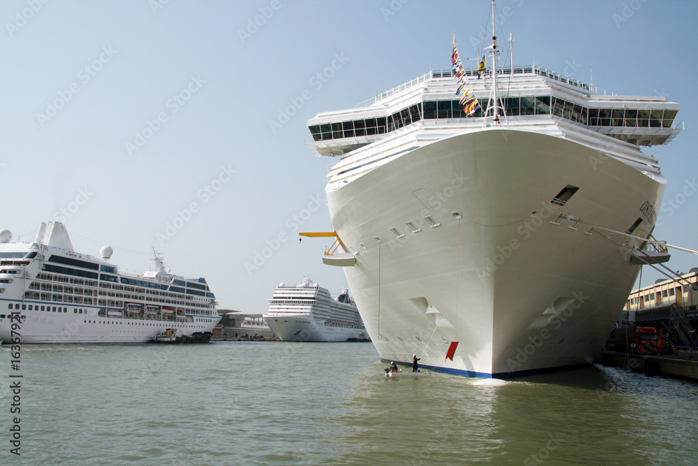 cruise cruise