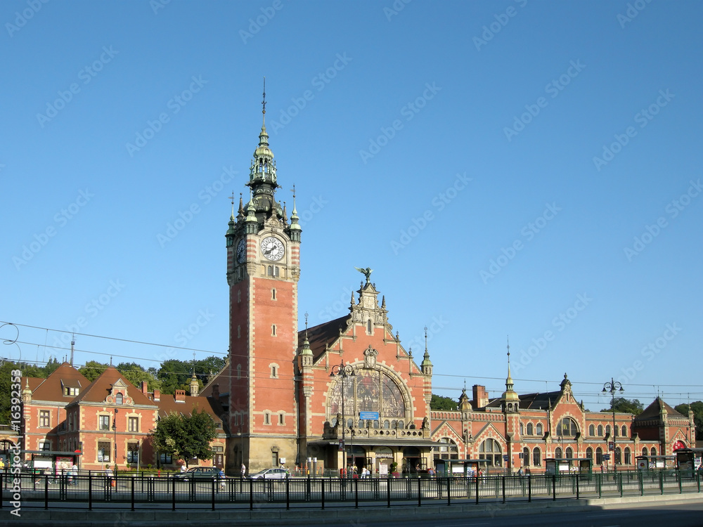 Obraz premium Historischer Bahnhof Gdansk