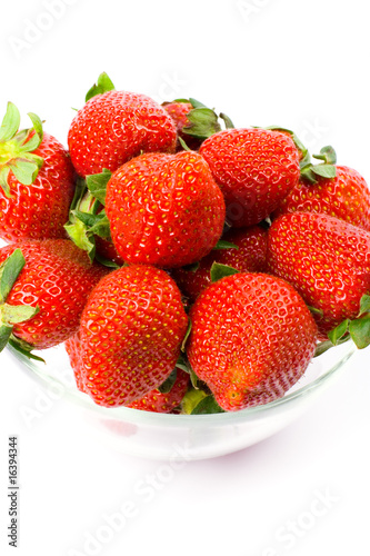 Fototapeta Naklejka Na Ścianę i Meble -  strawberries in the bowl