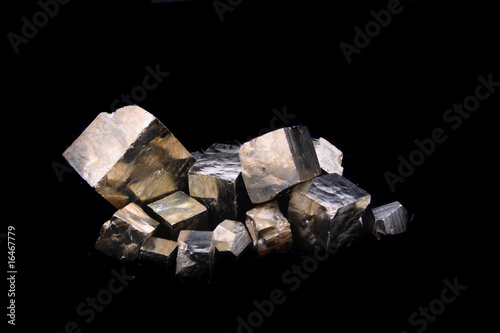 golden cubes