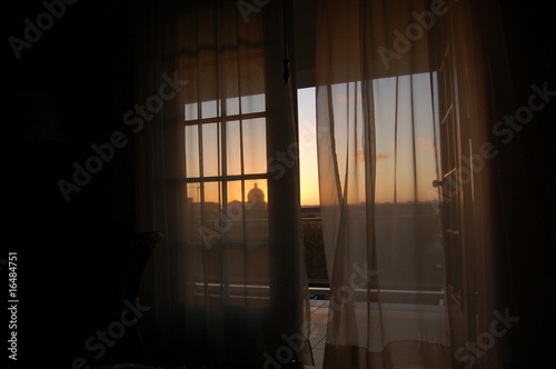Fotografia blick durch fenster 2