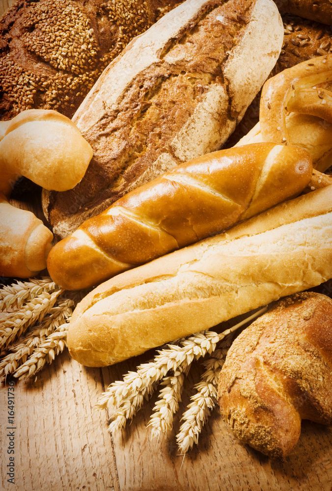 Fresh bread and rolls