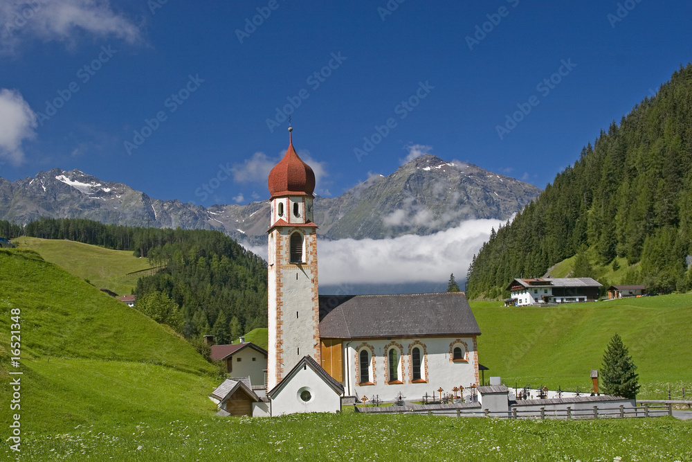 Ötztaler Dorfkirche