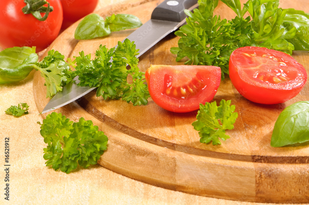 Sliced Tomatoes With Herbs