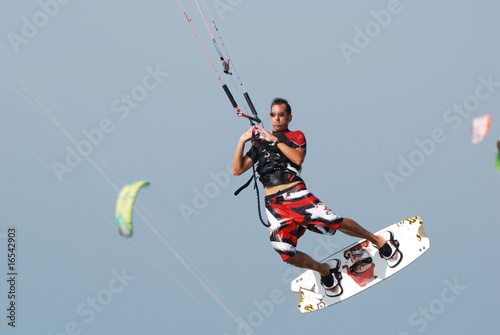 kitesurf jumping 5
