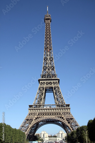 Tour Eiffel, vue générale, Paris © fanfan