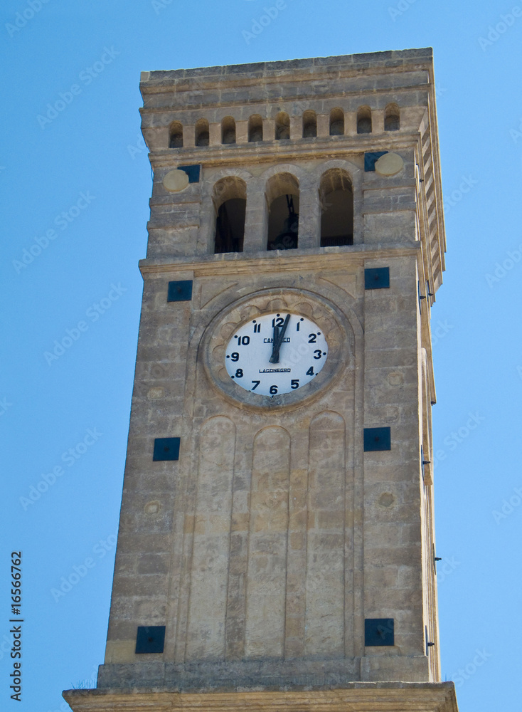Torre dell'orologio. Miglionico. Basilicata.