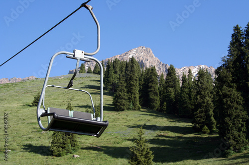 Seilbahn in Kasachstan - Almaty, Medeu photo