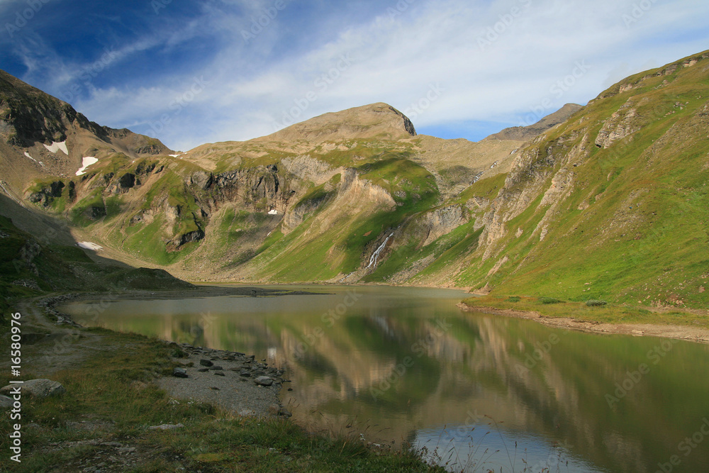 Fototapeta premium Mountain landscape. Alps
