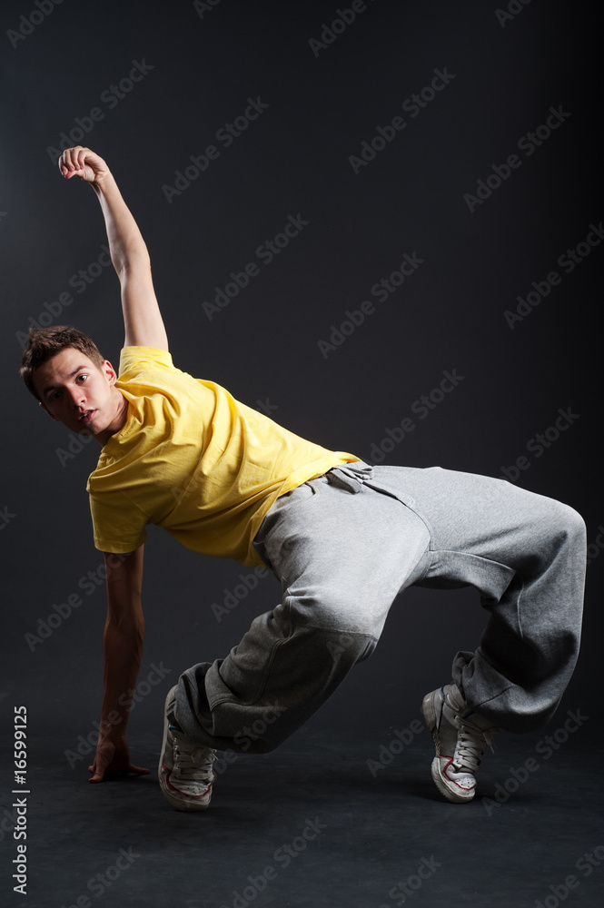 breakdancer in freeze breakdancer in freeze