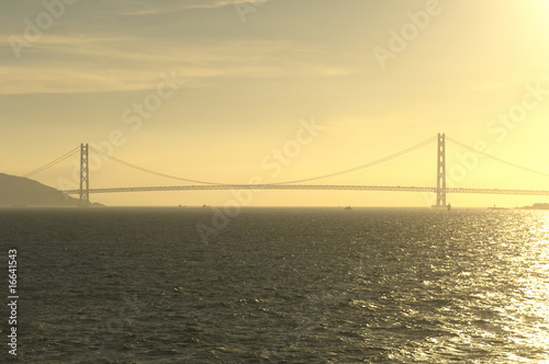 Fototapeta Naklejka Na Ścianę i Meble -  明石海峡大橋の夕景