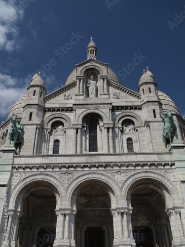 Portico del Sacre Coeur de Paris