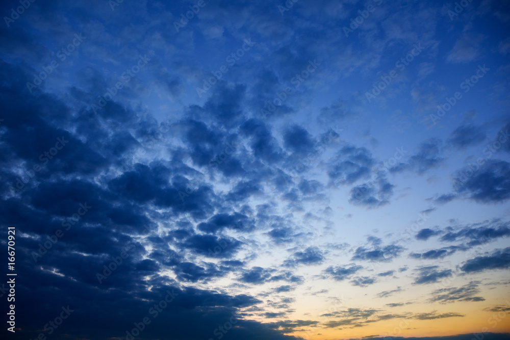 Obraz premium sunset and cloudy sky