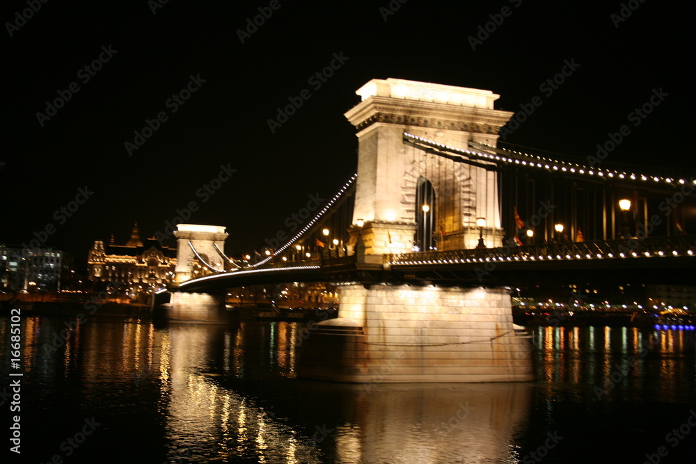 Obraz premium Budapest, night
