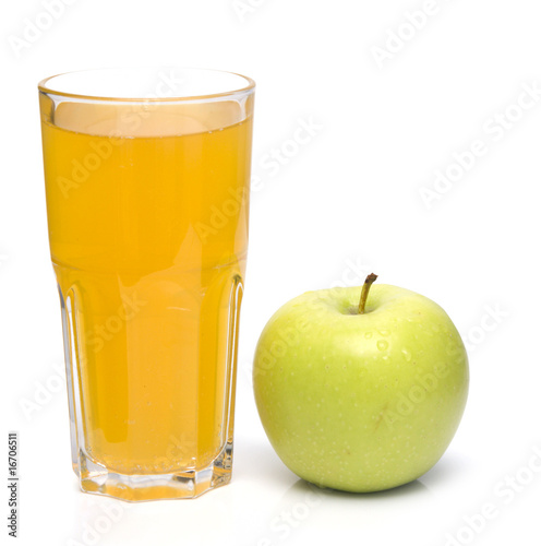 orange juice and green apple