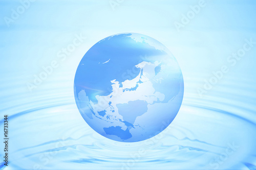 水面と地球儀