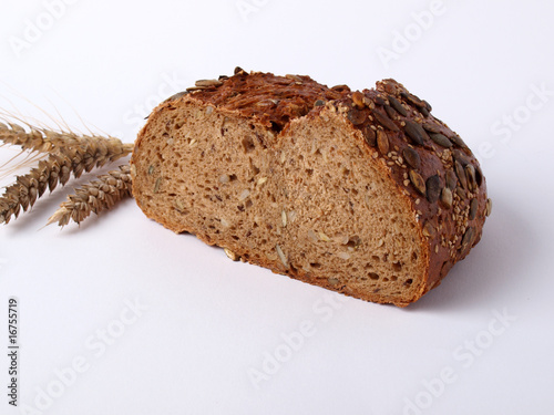 Vollkornbrot, Kürbiskernbrot photo