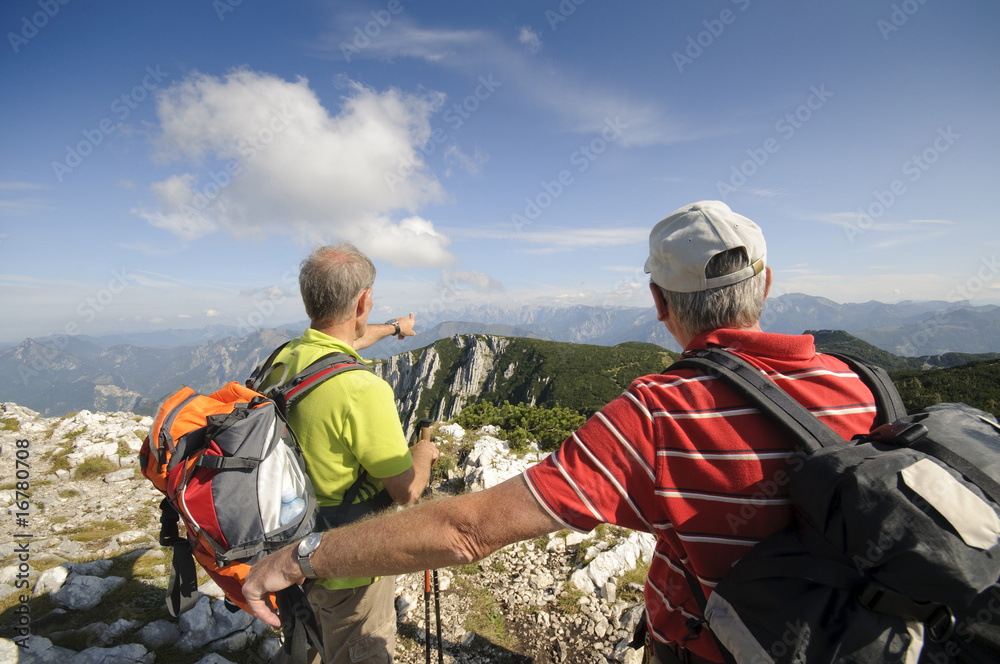 Bergwanderer in den Alpen des Salzkammergutes