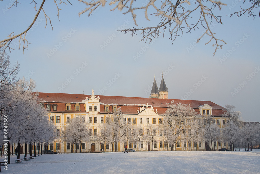 Magdeburger Landtag im Winter