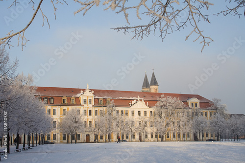 Obraz na płótnie Magdeburger Landtag im Winter w salonie