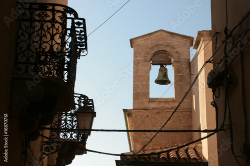 Kirchturm -Castelsardo, Sardinien Italien photo