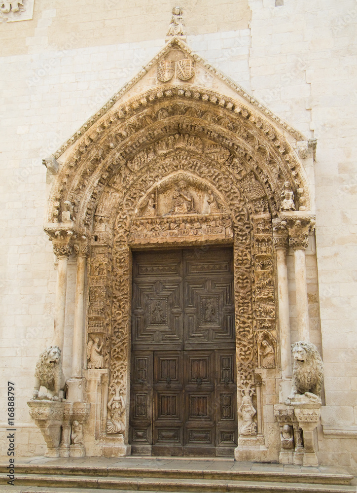 Cathedral's Portal of Altamura. Puglia.