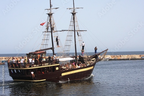 Un bateau et ses passagers