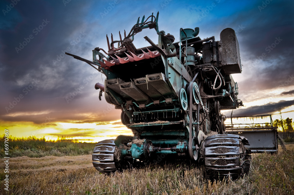 Fototapeta premium terrible combine