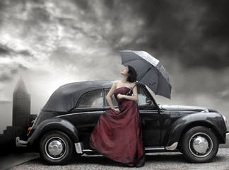 Sierkussen Foto van de dag Elegante dame in artistiek portret  © olly