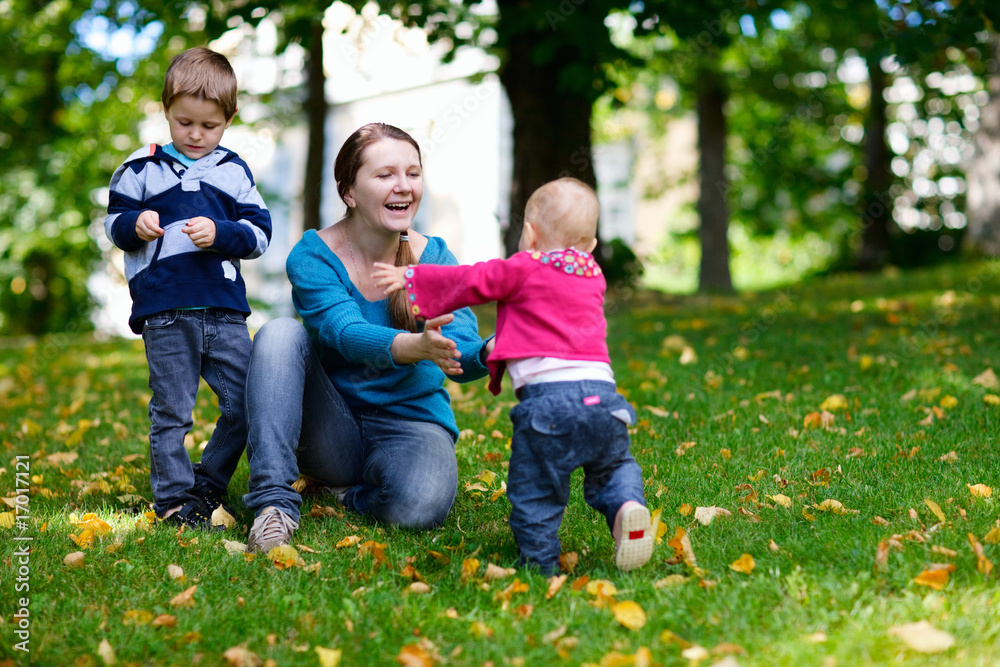 Fototapeta premium Family outdoors