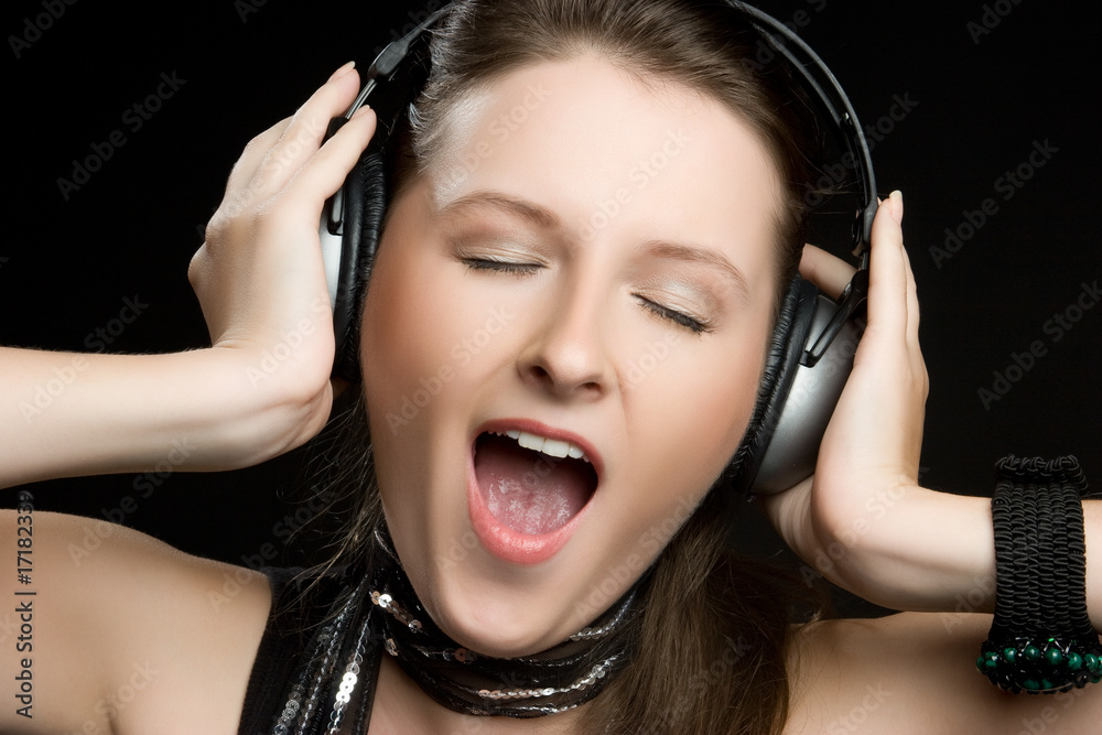 Fototapeta premium Singing Headphones Girl