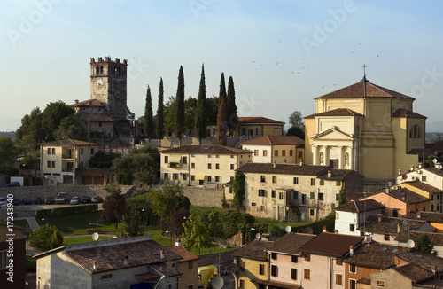 Castelnuovo del Garda photo