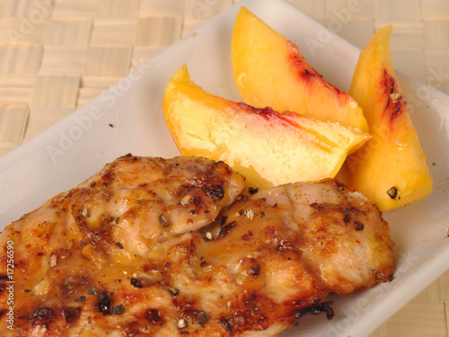 Chicken with apricot